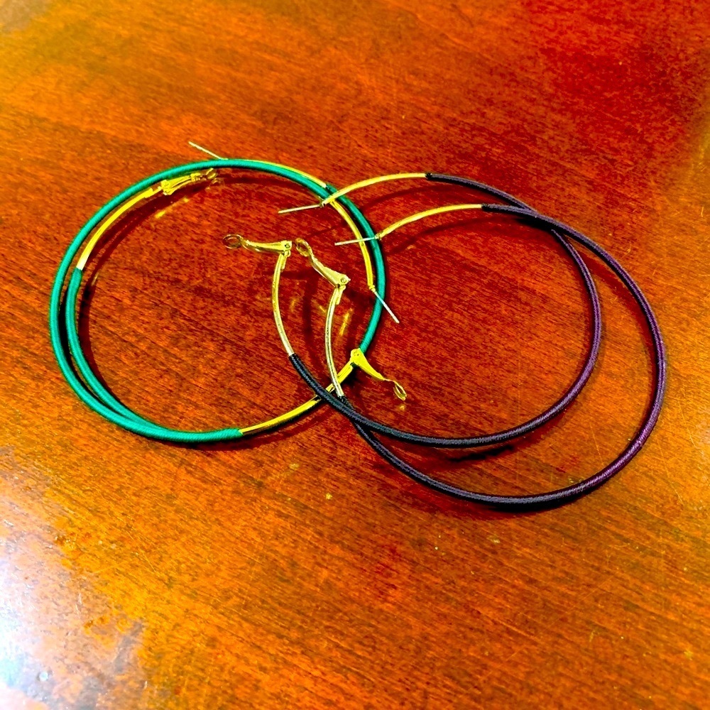 INC Threaded Hoop Earrings 2 Pair Colorful Large Purple, Green Goldtone